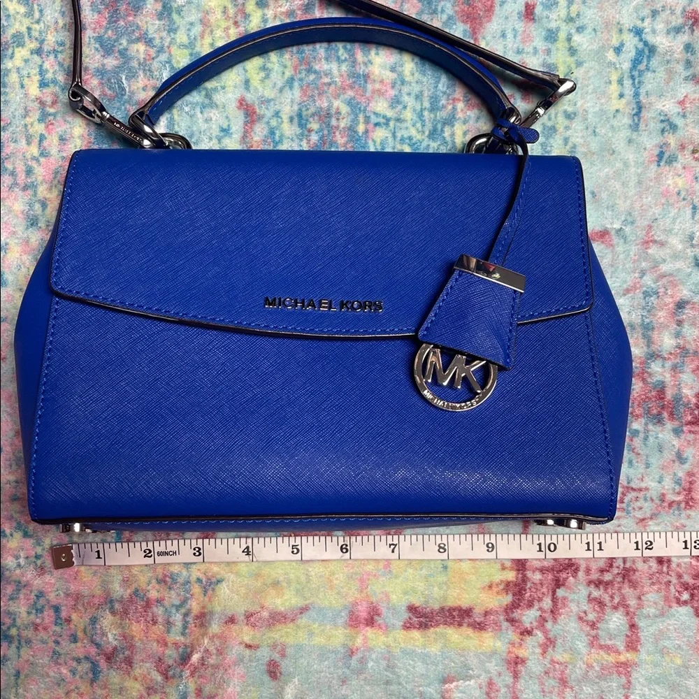 LIKE NEW! Michael Kors Royal Blue Crossbody Bag - Picture 4 of 8